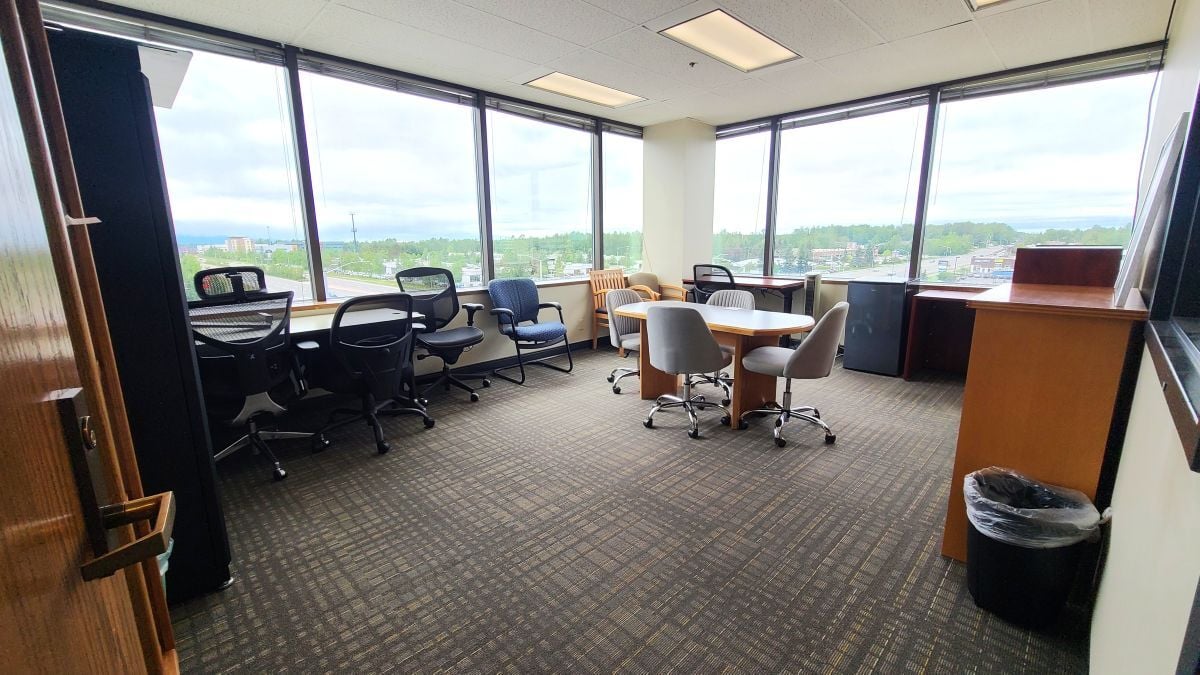 501, Office 2