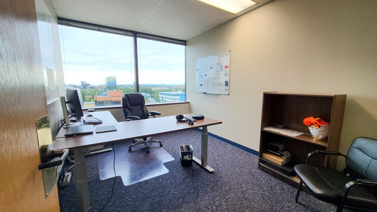 610, Office 5