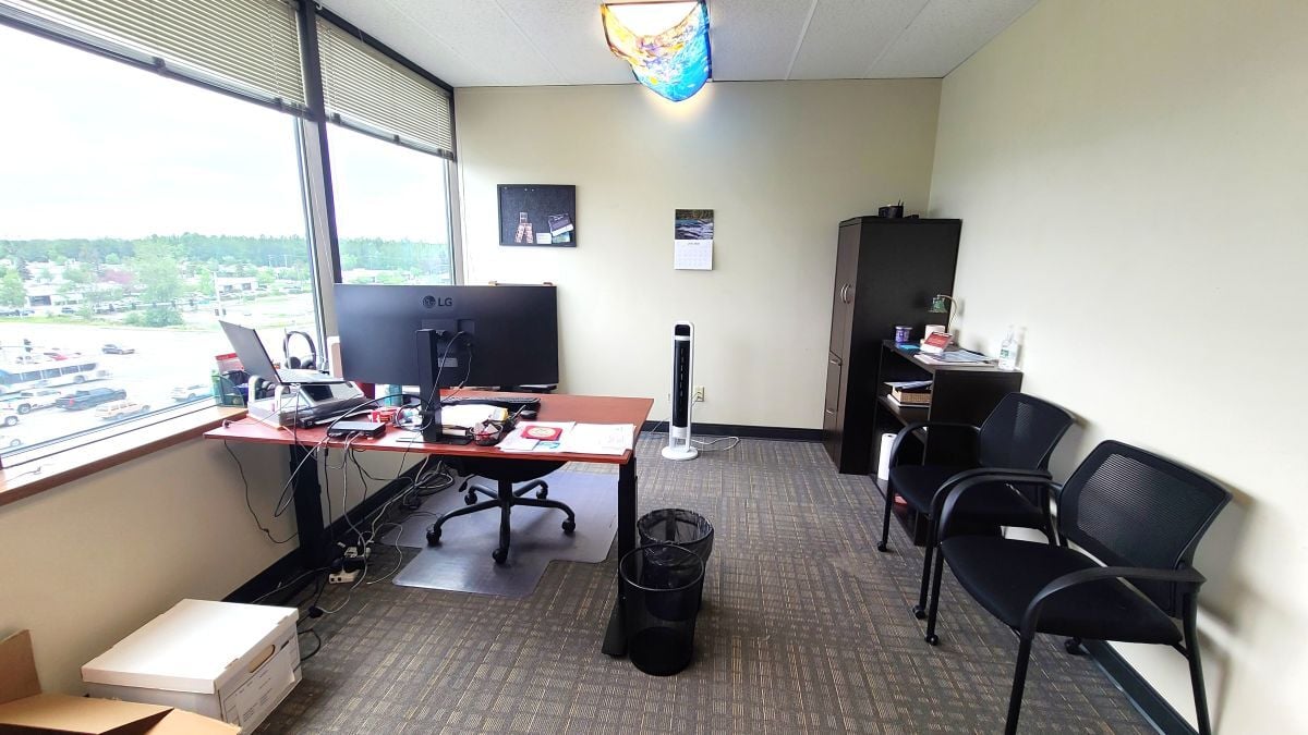 501, Office 8