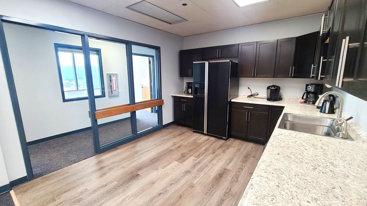 602 Kitchenette